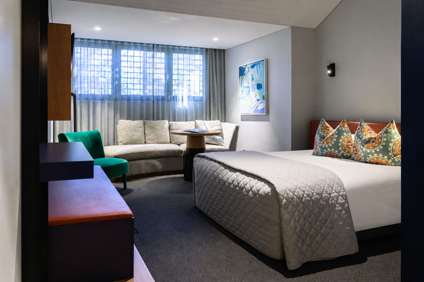 Deluxe Queen Room